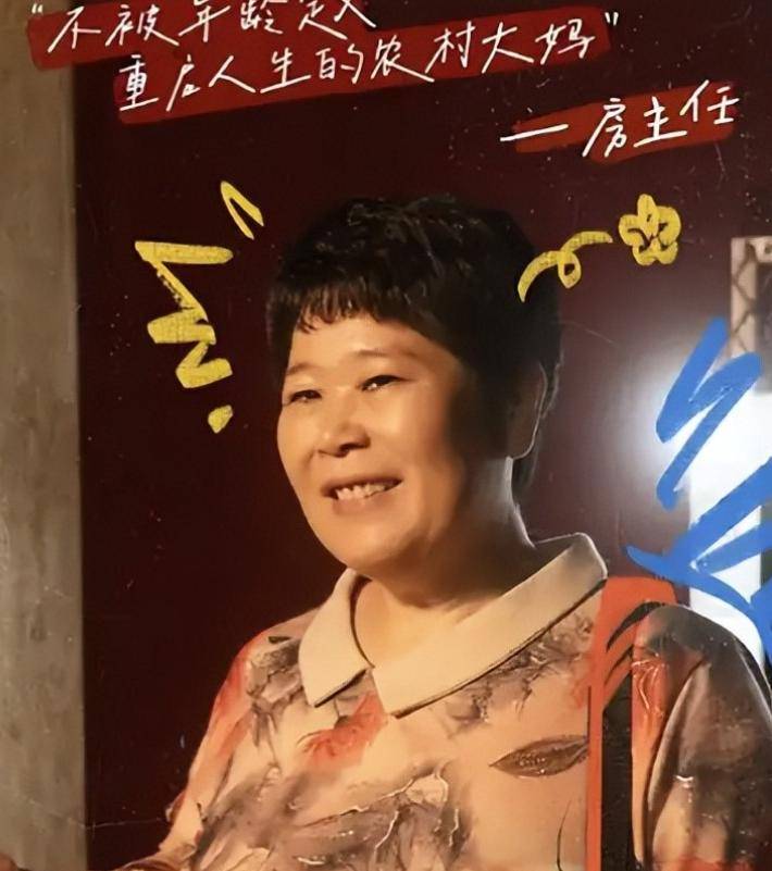 关晓彤最意外!1天4瓜:国外生子、急送医、自曝双胎