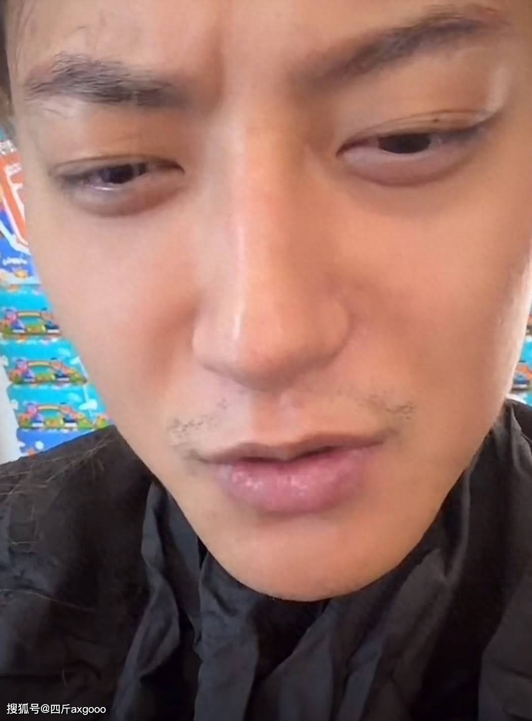 黄子韬兰博基尼违章被罚:明星话题引关注