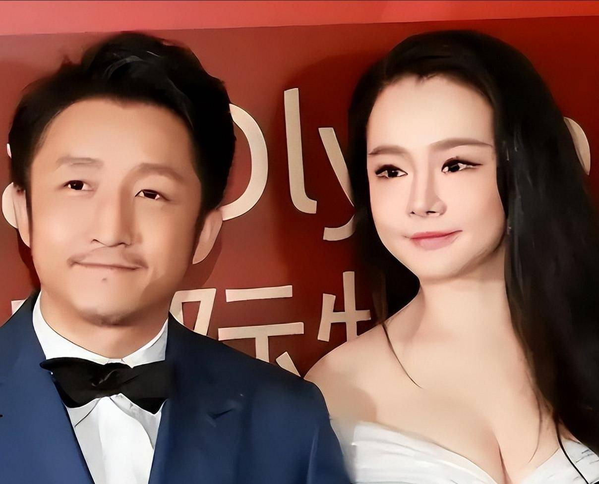 关晓彤7月曝情感争议照,多次婚姻波折太意外
