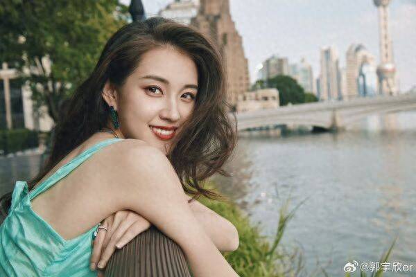 短剧女王郭宇欣录音门事件：代言戏约全撤引热议