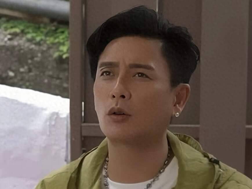 黄宗泽宣布不婚:因父母离异,打算花光积蓄