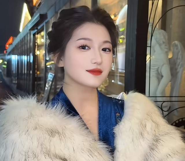 网红阿桃遭老公闺蜜背叛,婚房偷情细节曝光