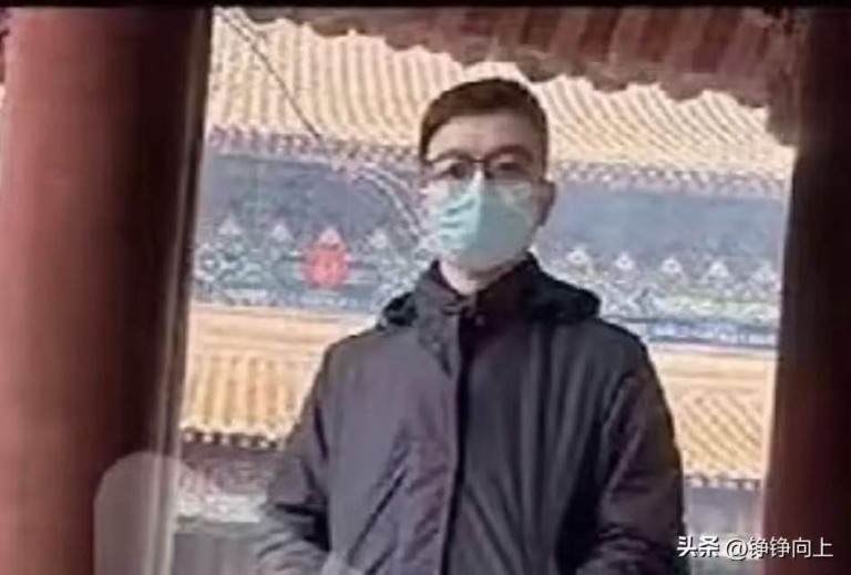 小三被扒：30多岁不能生育，唐只图那张皮囊